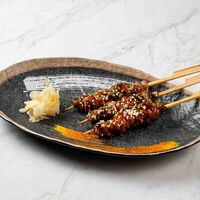 Кусияки с говядиной в Satoshi Sushi