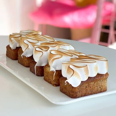 Лимонный кекс в Finch по цене 390 ₽