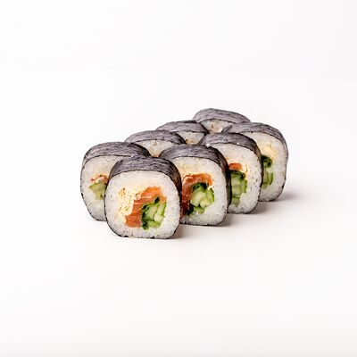 Нью-Йорк с лососем в Kudasai Sushi по цене 499 ₽