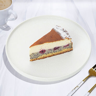 Маковый сметанник в Магбургер & Братья Караваевы по цене 255 ₽