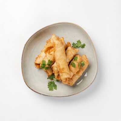 Эмпанадияс с курицей в Матрешка по цене 550 ₽