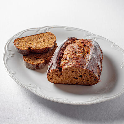 Заварной хлеб с черносливом в Sage по цене 550 ₽