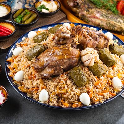 Плов Долма-Ош в Золотая Бухара по цене 620 ₽