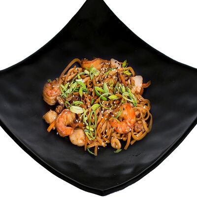 Wok-соба с морепродуктами в Barrel Sushi по цене 539 ₽