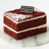 Пирожное Красный бархат в Cream Royal Bakery по цене 375