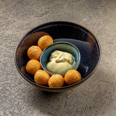 Сырные шарики в Тестория по цене 490 ₽