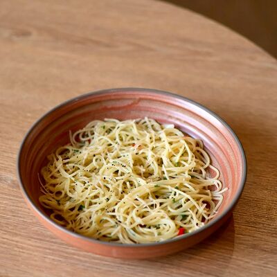 Спагетти Aglio e Olio в Rice foodcoffee по цене 2990 ₸