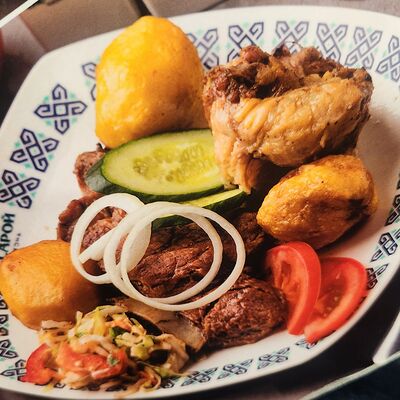 Казан-кебаб из говядины в Ок-сарой по цене 580 ₽