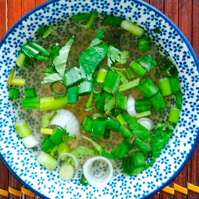 Пряный говяжий бульон в Viet Cook по цене 120 ₽
