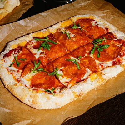 Пеперони в Art lounge по цене 710 ₽