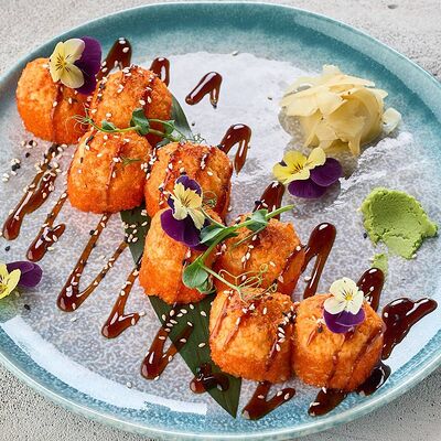 С креветкой и фэйковым крабом в Meet.Point по цене 480 ₽