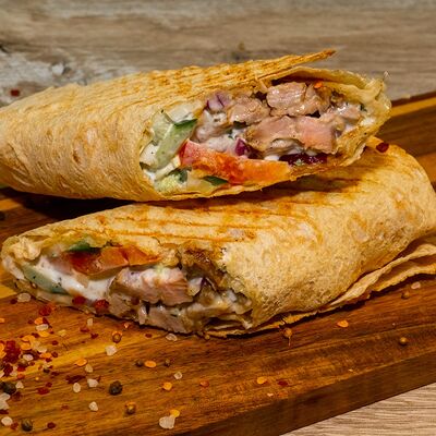 Шаверма со свининой L в Шашлыкян по цене 507 ₽