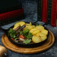 Ланкаширское жаркое из бараньих ребрышек в McKey Pub & Restauraunt