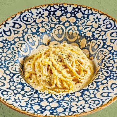 Спагеттони качио э пепе в Pizzarella36 по цене 740 ₽