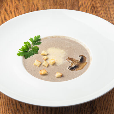 Крем-суп из шампиньонов в Помидорро по цене 425 ₽