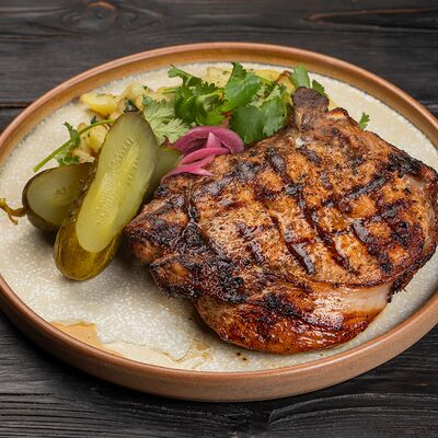 Антрекот с жареным картофелем и аджикой в Паб Мира по цене 980 ₽