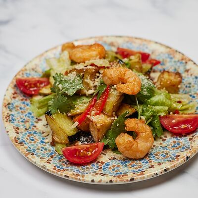 Салат с запеченными баклажанами и креветками в Чайхана Азия Базар по цене 479