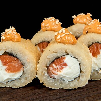 Мягкая темпурная Филадельфия в Полтора тигра по цене 800