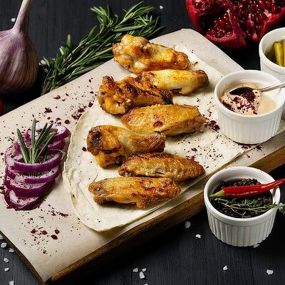 Куриные крылышки в Шеф по цене 570 ₽