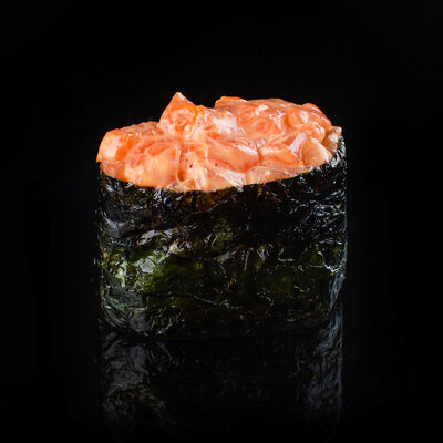 Суши Спайси Лосось в WRF Вокруг Света по цене 250 ₽