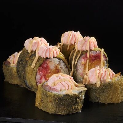 Ролл Креветка темпура в Sushi cat по цене 710 ₽
