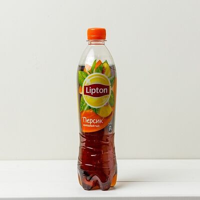 Чай холодный Lipton Персик в Гирос и Шаурма по цене 180 ₽