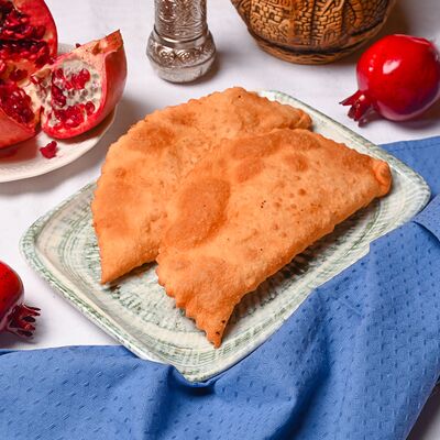 Чебурек с сыром в Keto & Kote Грузинская кухня по цене 322 ₽