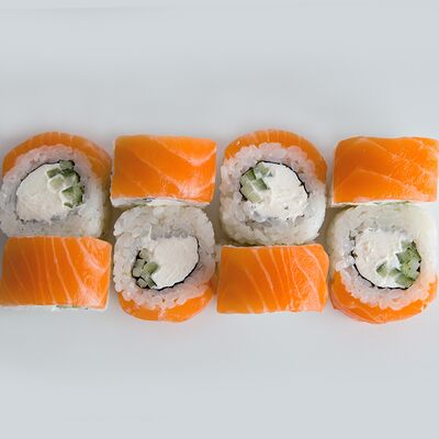 Ролл Филадельфия лайт в Mad Chicken по цене 630 ₽