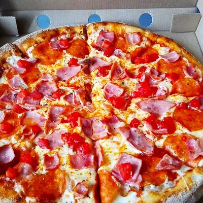 Мяснаяв Today's Pizza по цене 650 ₽