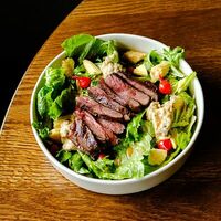 Салат с ростбифом в Пена Дней