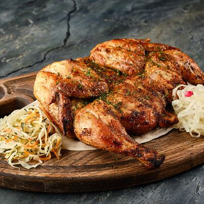 Цыпленок на огне в ТОПОР по цене 1200 ₽