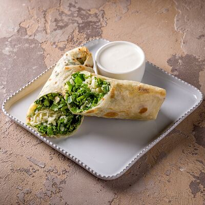 Ролл дурмак с зеленью и сулугуни в лаваше в Дюшес по цене 460