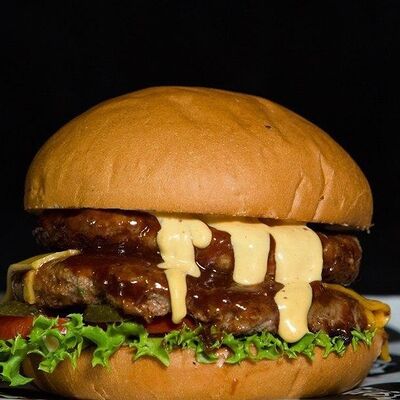 Брутальный Бургер в Tasty по цене 1000 ₽