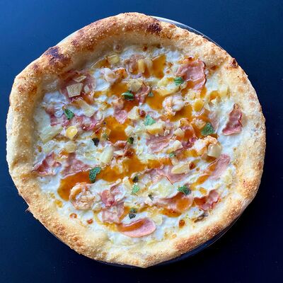 Креветка-ветчина-ананас в Бекки бар по цене 750 ₽