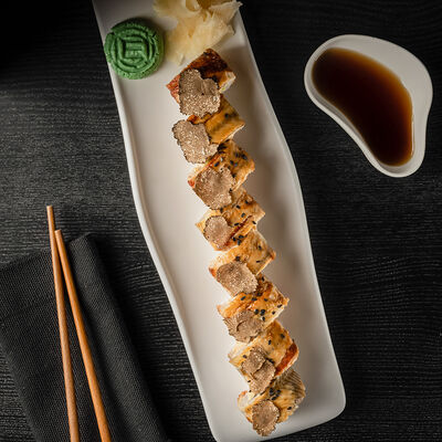 Угорь, японский омлет и трюфель в Neoni по цене 1190 ₽