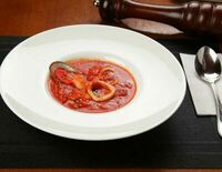 Томатный суп с морепродуктами в Чентуриппе