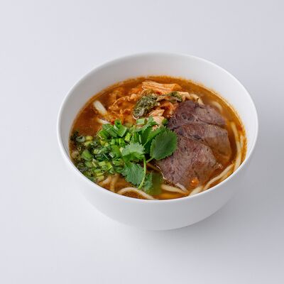 Суп щеки с кимчи в Ossu по цене 660 ₽