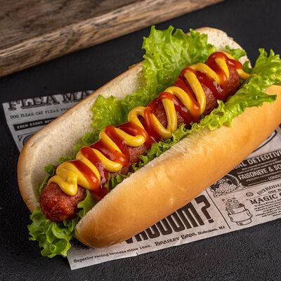 Хот-дог Америка в GizBiz Burger Halal по цене 279 ₽