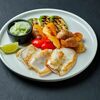 Кальмар с овощами на гриле в Mesto Sushi & Grill по цене 730