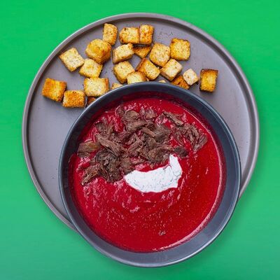 Крем-борщ с томлёной говядиной в Сельдерей по цене 720 ₽