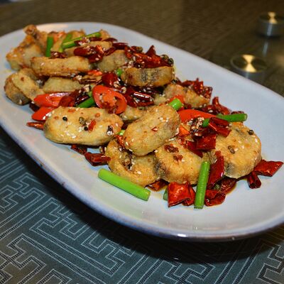 Хрустящий минтай с острым перцем в Тан чао по цене 34 р.