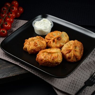 Манты, жаренные во фритюре в Пивноff по цене 413 ₽