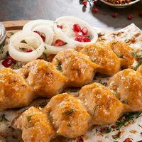 Люля-кебаб из курицы с грибами и сыром в Форель