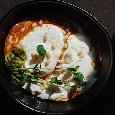 Яйца по-турецки в Renoir coffee по цене 350 ₽