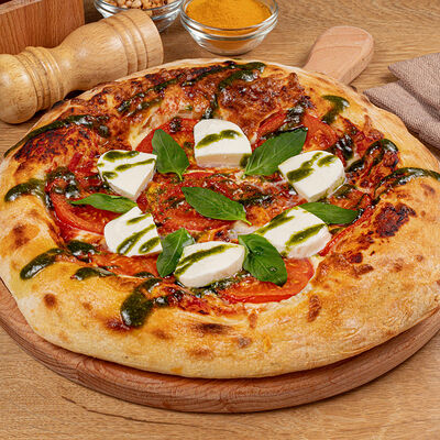 Пицца Н Капрезе в TeaRoom по цене 748 ₽