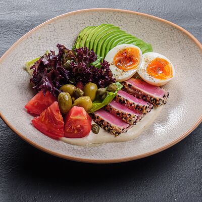 Салат нисуаз в LAFA FAMILY по цене 830 ₽