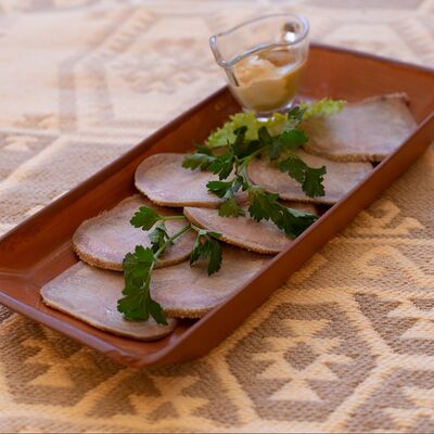 Говяжий язык с хреном в Грузинский дом марабда по цене 495 ₽