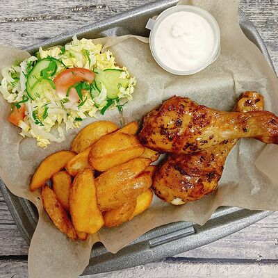 Картофель по-деревенски с куриной голенью гриль в Бонаа пицца по цене 500 ₽