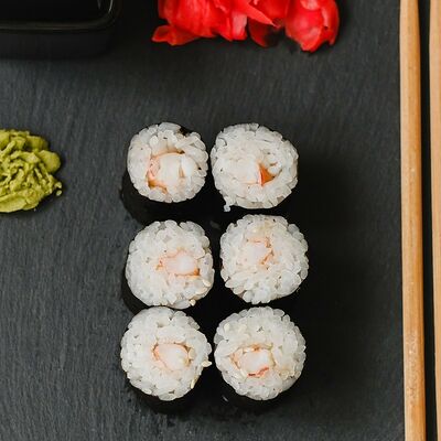 Спайси маки с креветкой в Панда Бистро по цене 316 ₽