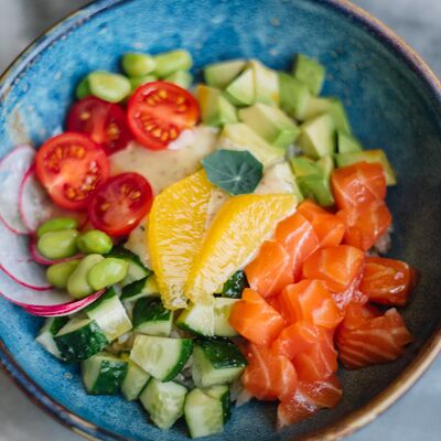 Поке с лососем в НА ЛУНЕ по цене 930 ₽